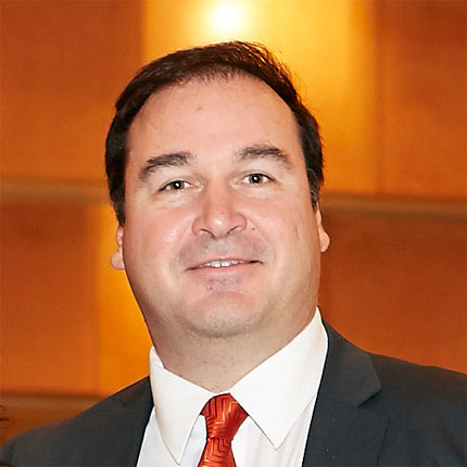 Ο διευθυντής του ΕργαστηρίουΚλινικής Ιολογίας του Πανεπιστημιακού Νοσοκομείου Ηρακλείου, Καθηγητής Γιώργος Σουρβίνος