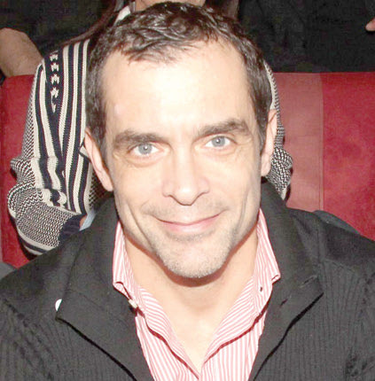 ο ηθοποιός Κώστας Μαρκουλάκης