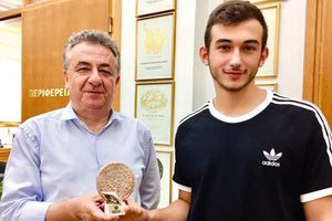 Τον Γεράσιμο Καλογεράκη συνεχάρη ο κ. Αρναουτάκης