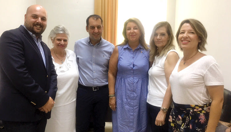 Ο Ροταριανός Όμιλος «ΗΡΑΚΛΕΙΟ Ν. ΚΑΖΑΝΤΖΑΚΗΣ» καλωσόρισε τη διοικήτρια της 2470 Περιφέρειας δρ Ντόρα Κέμου στην πόλη.