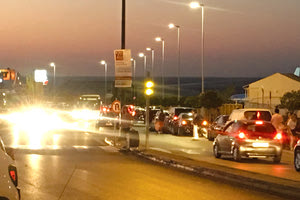 Ένας κακός χαμός γίνεται μέσα και έξω στο αεροδρόμιο “Καζαντζάκης”