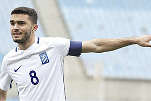 Ο Χατζιδήμπας με την φανέλα της Εθνικής Νέων