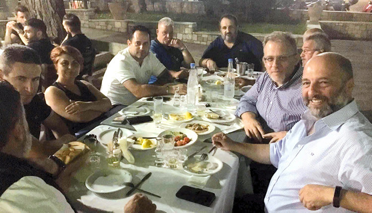 Γιούχτας: οι Αρχανιώτες έδειξαν στην αποστολή της Θύελλας Καμαρίου τι σημαίνει κρητική φιλοξενία