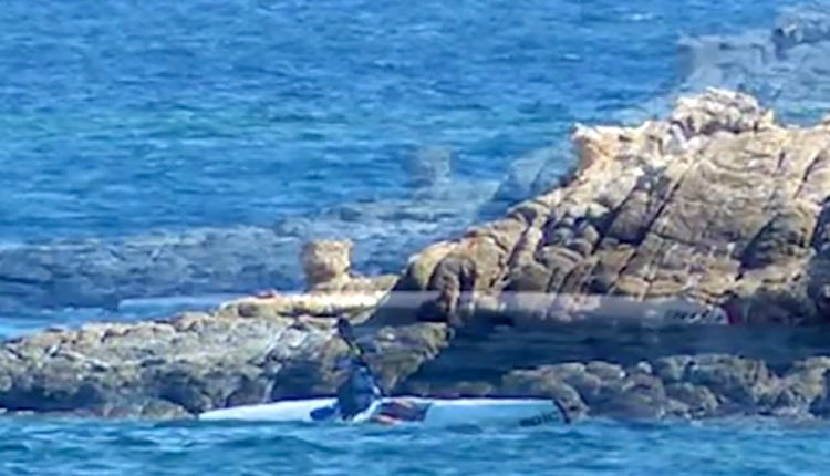 ο Γιώργος Παπανδρέου στη Σκιάθο για τις διακοπές του είχε ένα νέο, μικρό ατύχημα με το αγαπημένο του κανό