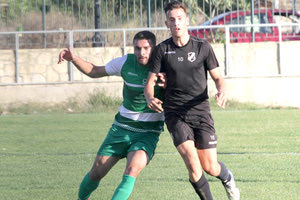 Φάση από το φιλικό του Γιούχτα με την Κ-19 του ΟΦΗ