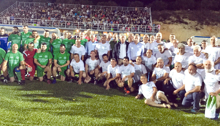 Οι παλαίμαχοι ποδοσφαιριστές της περιοχής συμμετείχαν σε φιλική αναμέτρηση στα εγκαίνια του Δημοτικού Σταδίου Αρκαλοχωρίου