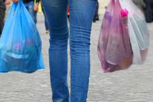 ΠΛΑΣΤΙΚΕΣ ΣΑΚΟΥΛΕΣ