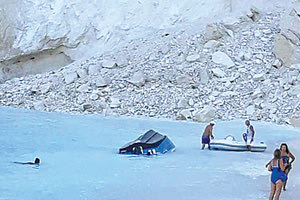 Επτά ελαφρά τραυματίες από την κατολίσθηση στο «Ναυάγιο» της Ζακύνθου