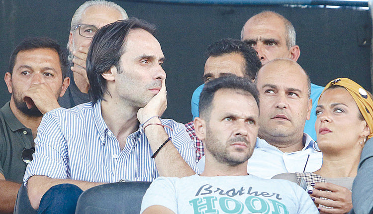 ο Ηλίας Πουρσανίδης που ήταν στις εξέδρες του Γεντί Κουλέ 