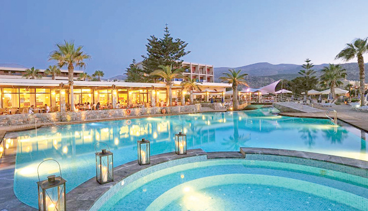 το Malia Beach στα Μάλια
