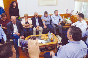 Από τη συνάντηση με Χαρίτση στην Περιφέρεια