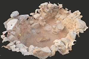 Στο φως τύμβος της Πρώιμης Εποχής του Σιδήρου στον Ανάβλοχο