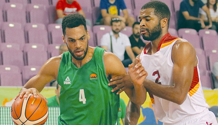 Φάση από τον πρώτο ημιτελικό ανάμεσα στην Ούνιξ και τη Γαλατάσαραϊ