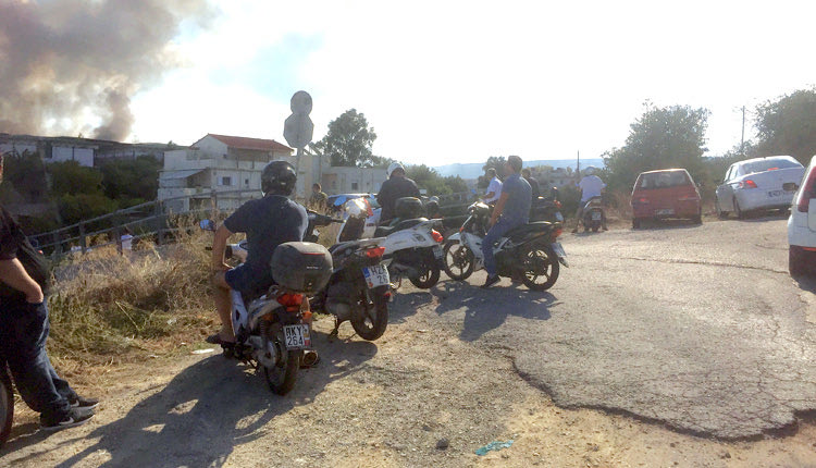 H Kαταστροφική πυρκαγιά στις εγκαταστάσεις του Πανεπιστημίου Κρήτης:  Οι… περίεργοι δυσκόλευαν το έργο των αρχών