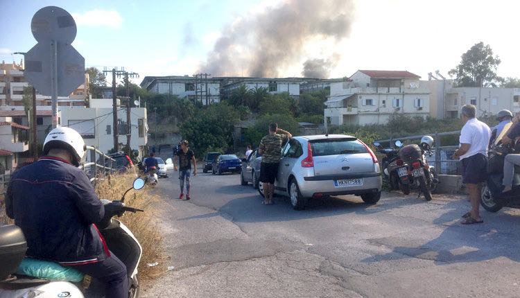 H Kαταστροφική πυρκαγιά στις εγκαταστάσεις του Πανεπιστημίου Κρήτης:  Οι… περίεργοι δυσκόλευαν το έργο των αρχών
