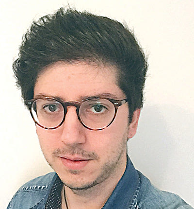 Ο νεαρός επιστήμονας βρίσκεται στην Οξφόρδη από το 2014 και παραδέχεται ότι δεν εξετάζει το ενδεχόμενο να επιστρέψει στη χώρα μας