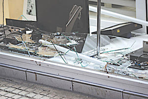 Ο θάνατος του επίδοξου ληστή στο κοσμηματοπωλείο στην Ομόνοια