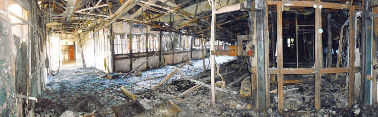 μέσα από τις στάχτες της φωτιάς στο Πανεπιστήμιο