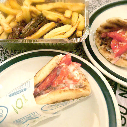 Λάτρεψε το κοκορέτσι η διάσημη βρετανίδα σέφ!