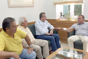 Στη συνάντηση του δημάρχου Ιεράπετρας Θεοδόση Καλαντζάκη με τον περιφερειάρχη Σταύρο Αρναουτάκη