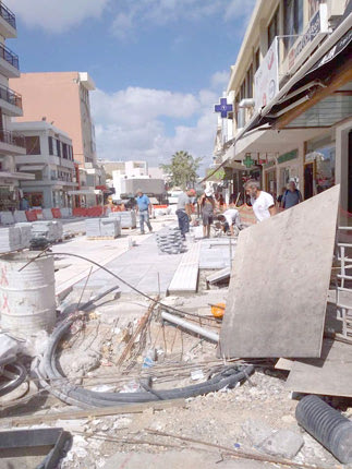  απογοήτευση των πολιτών για τους ρυθμούς εκτέλεσης των έργων ανάπλασης στη Δικαιοσύνης, στην καρδιά της πόλης