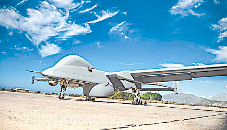 Η ενεργοποίηση του αεροδρομίου Τυμπακίου, αλλά και τις καθημερινές πτήσεις μη επανδρωμένου αεροσκάφους.