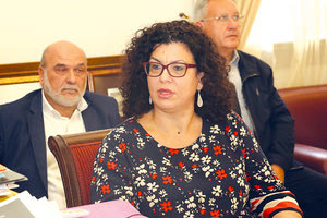 Η διοικήτρια του ΟΑΕΔ κ. Καραμεσίτη