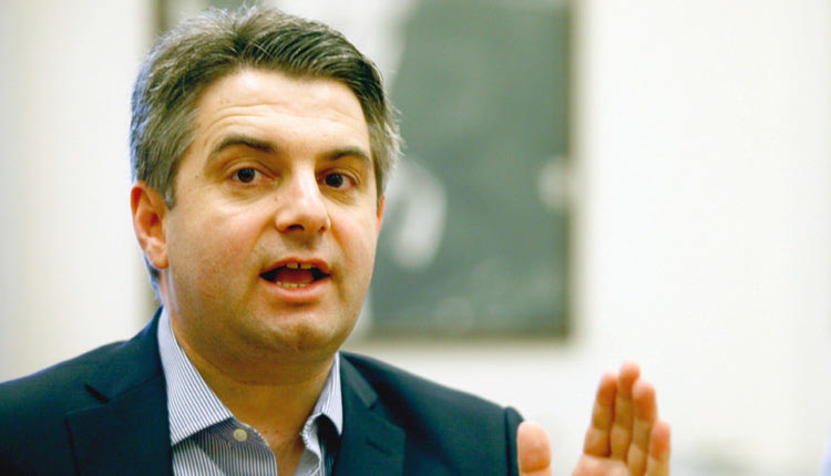 Οδυσσέα Κωνσταντινόπουλο