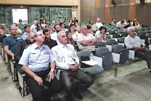 Στιγμιότυπο από την ημερίδα για τις φυσικές καταστροφές