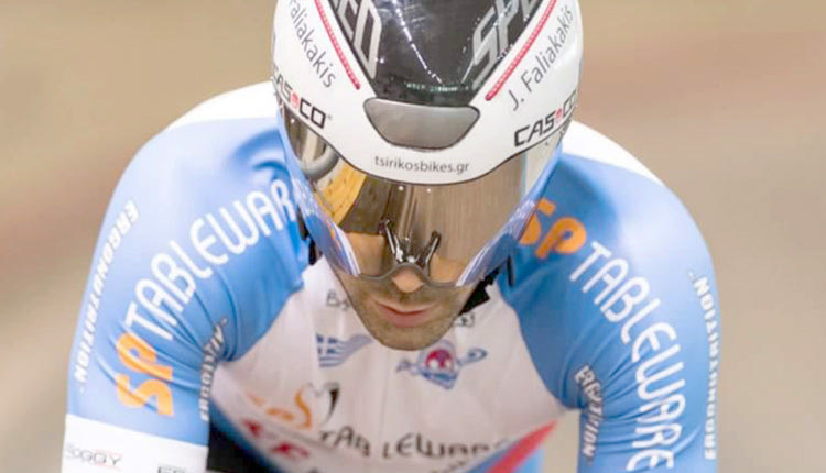 Γιάννης Φαλιακάκης:Ο Ηρακλειώτης ποδηλάτης κατά τη διάρκεια του αγώνα 