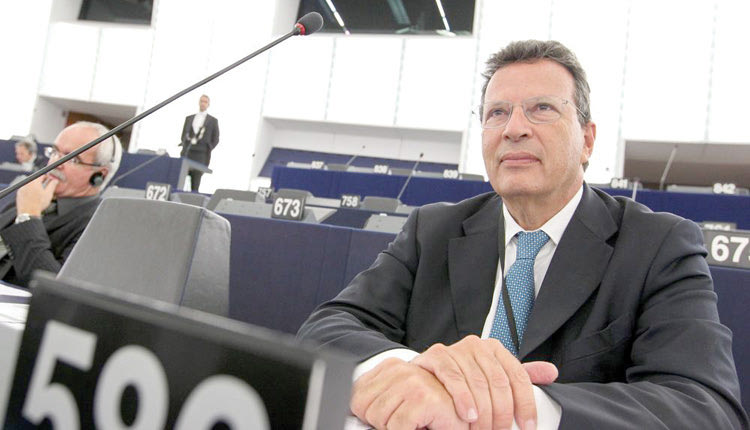 άρση ασυλίας του Γιώργου Κύρτσου ενέκρινε το Ευρωκοινοβούλιο σχετικά με το αίτημα του Αρείου Πάγου, προκειμένου να ασκηθεί ποινική δίωξη εις βάρος του για το αδίκημα της μη καταβολής χρεών προς το Δημόσιο