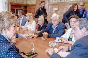 Μιλώντας στους βουλευτές των ΑΝΕΛ, ο υπουργός Άμυνας Πάνος Καμμένος