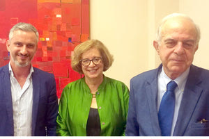 συνάντηση του δημάρχου Ηρακλείου κ. Β. Λαμπρινού με τη γενική γραμματέα του Υπουργείου Πολιτισμού Μαρία Βλαζάκη για το κρίσιμο θέμα της διαχείρισης των τειχών