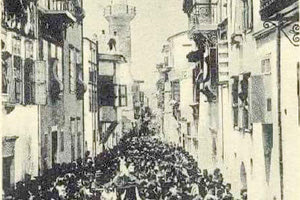 ΦΩΤΟ ΗΜΕΡΑΣ: Στην κηδεία ενός επιφανούς...