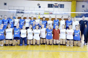 ΒΟΛΕΪ: Οι ομάδες της ΑΘΛΕΣΗ και του Ν. ΟΠΕΡ έδωσαν φιλικό στο Λίντο