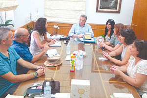 Ο περιφερειάρχης ενημερώθηκε για τη δράση των «Μυθοκρουσμένων»