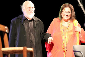 Ο Δ. Σαββόπουλος και η Μ. Φαραντούρη