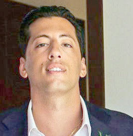 Στέλεχος της γνωστής αμερικανικής πολυεθνικής τράπεζας επενδύσεων Morgan Stanley είναι ο Γρηγόρης Παλυβός που μετέχει μαζί με τον αδερφό του, στο νέο επταμελές συμβούλιο της ΠΑΕ ΟΦΗ. 