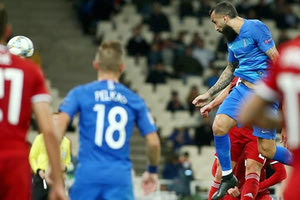 Ο Κώστας Μήτρογλου σκοράρει με την Εθνική μας επί της Ουγγαρίας