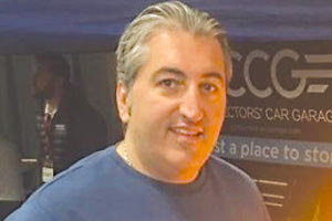 ο Μιχάλης Μπούσης