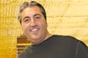 ο Μιχάλης Μπούσης