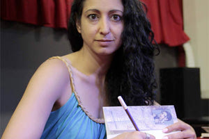 Η συγγραφέας Ζανέτα Κουτσάκη