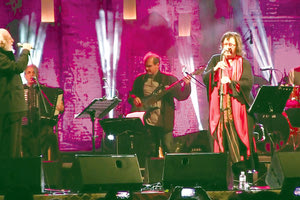 Σαββόπουλος-Φαραντούρη στη συναυλία του ΕΚΗ