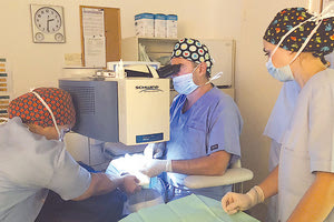 Το μοναδικό κέντρο στην Ελλάδα με δύο σουίτες διαθλαστικής χειρουργικής 9ης γενιάς είναι η Emmetropia.