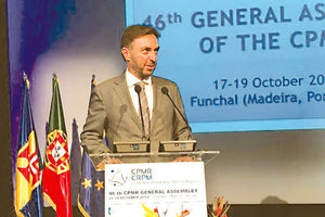 Κατά τη διάρκεια της 46ης Γενικής Συνέλευσης του ευρωπαϊκού Οργανισμού των 160 παραθαλάσσιων παράκτιων και νησιωτικών Περιφερειών της Ευρώπης, ο εντεταλμένος σύμβουλος για ευρωπαϊκά θέματα και αντιπρόεδρος του οργανισμού Γιώργος Αλεξάκης