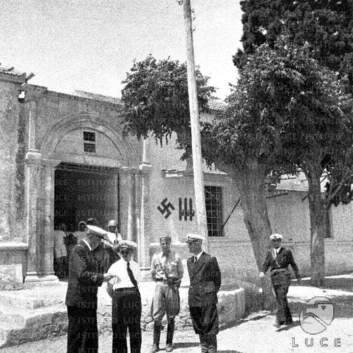 ΦΩΤΟ ΗΜΕΡΑΣ: Το ενετικό κτίσμα έγινε γερμανικό διοικητήριο