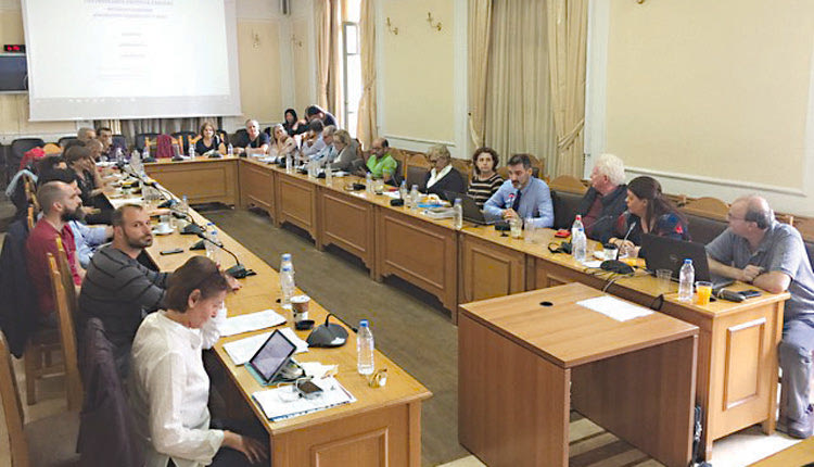 Η «ηλεκτρονική πλατφόρμα μεταφοράς μαθητών» παρουσιάστηκε στην Περιφέρεια Κρήτης ως πιλοτική εφαρμογή.