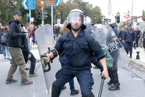 Ένταση και ξύλο για το... πάρκο!