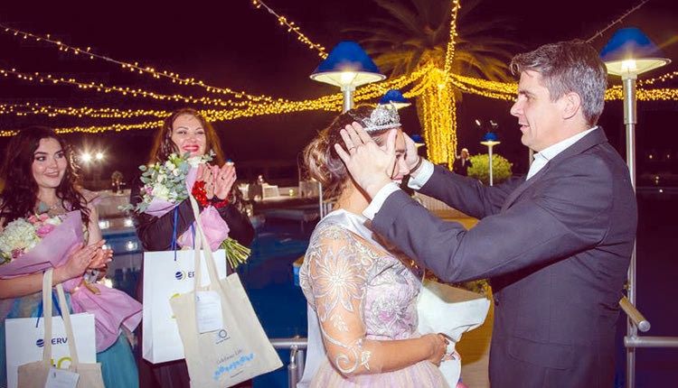 Η νικήτρια του φετινού διαγωνισμού Miss Tourism 2018 , που έγινε στο Aldemar Knossos Royal 