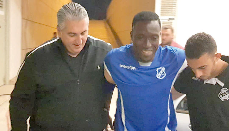 Ο Μ. Μπούσης στο πλευρό του Βουό